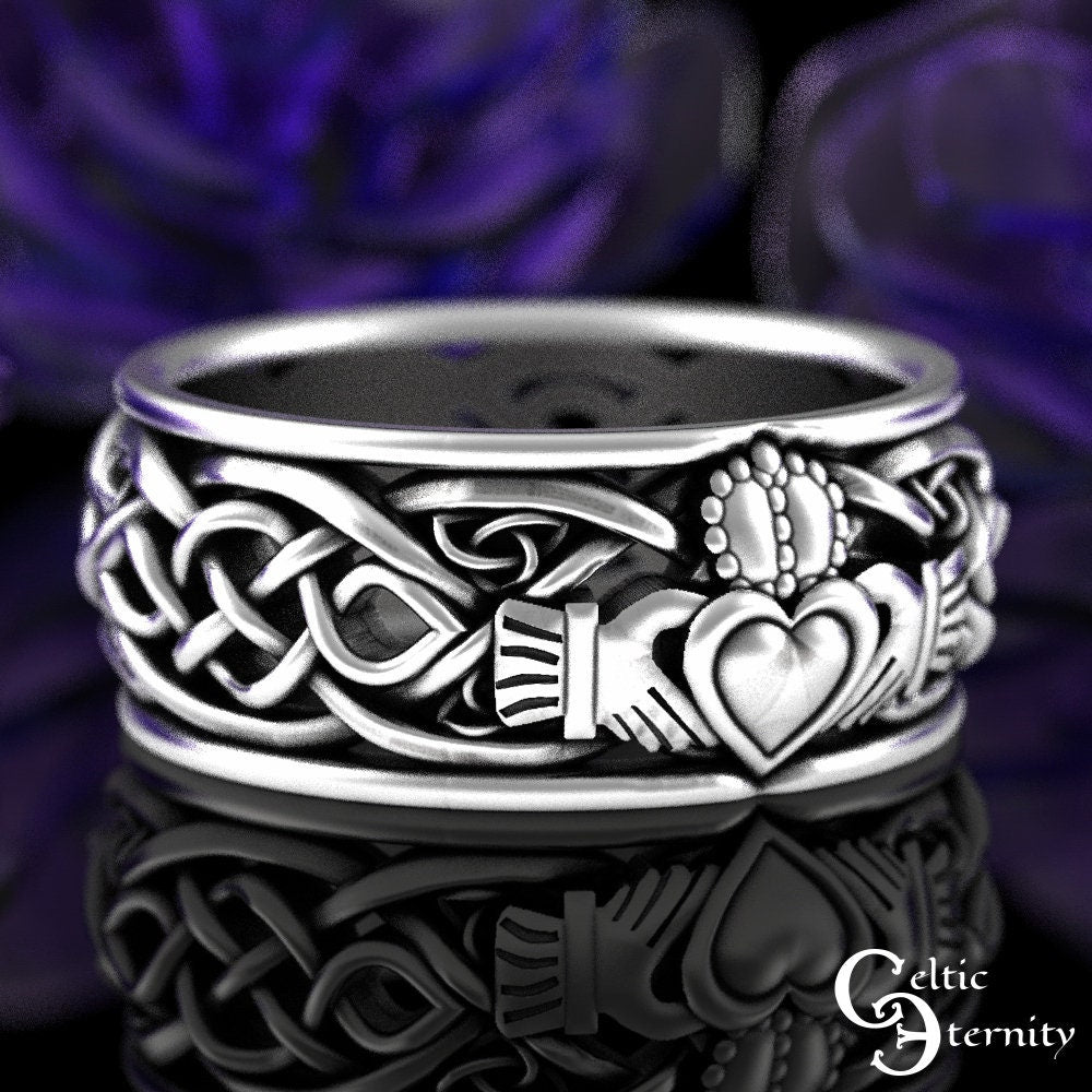 Mens Sterling Silver Claddagh Ring, Modern Claddagh Wedding Ring, Celtic Trinity Knot Silver Heart Ring, Irish Love Ring, Claddagh, 1687