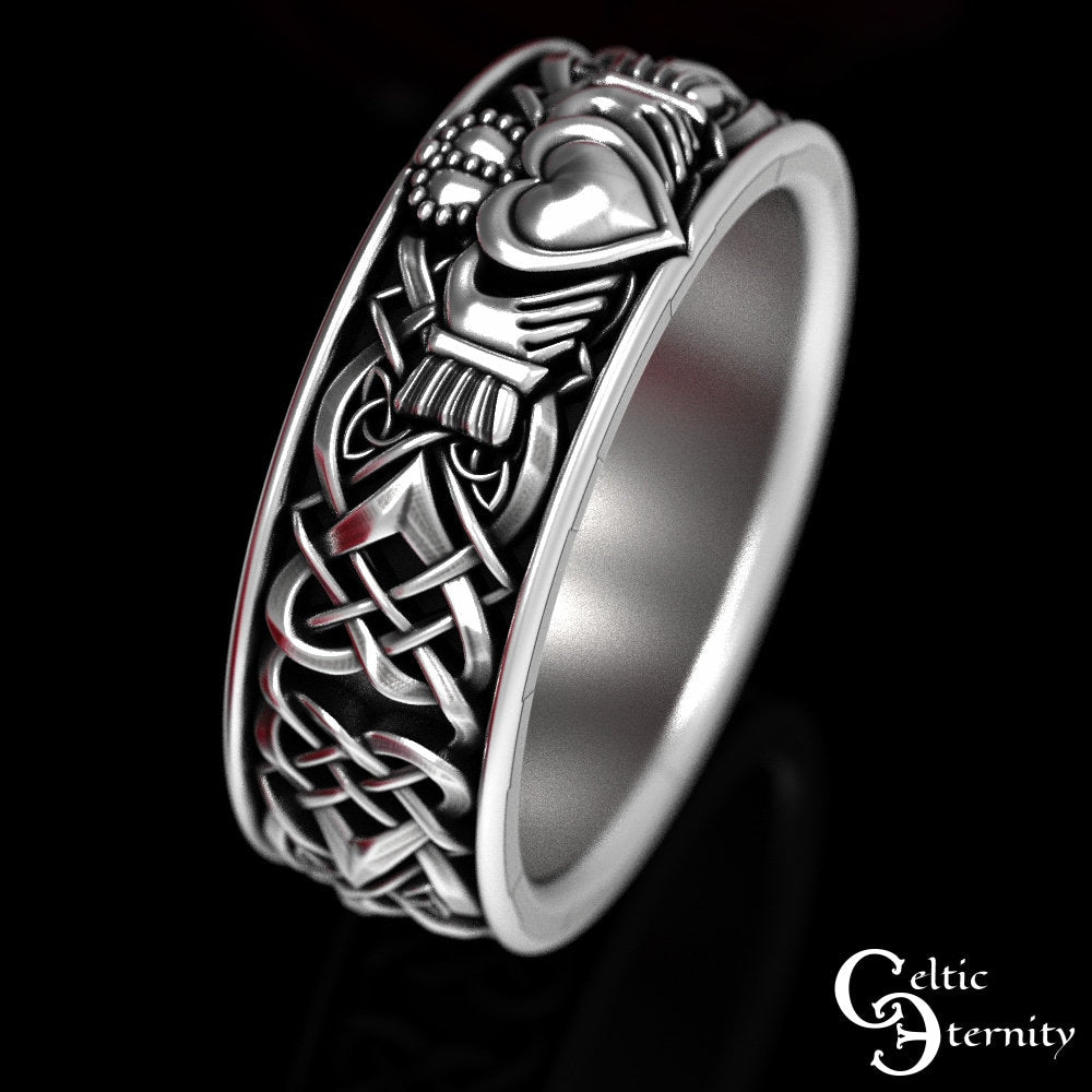 Sterling Silver Mens Claddagh Ring, Mens Claddagh Ring, Mans Irish Wedding Band, Silver Irish Heart Ring, Claddagh Wedding Ring, 1890